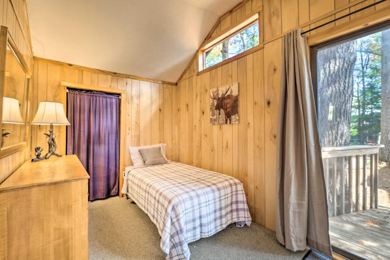 Lake Pleasant Cabin On 3 Acres With Kayaks And Beach! Zewnętrze zdjęcie